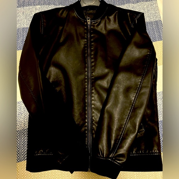 Only & Sons men’s large leather bomber jacket.  Brand new, not worn. - Picture 3 of 3